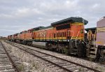 BNSF 917, 905, 560 & 883